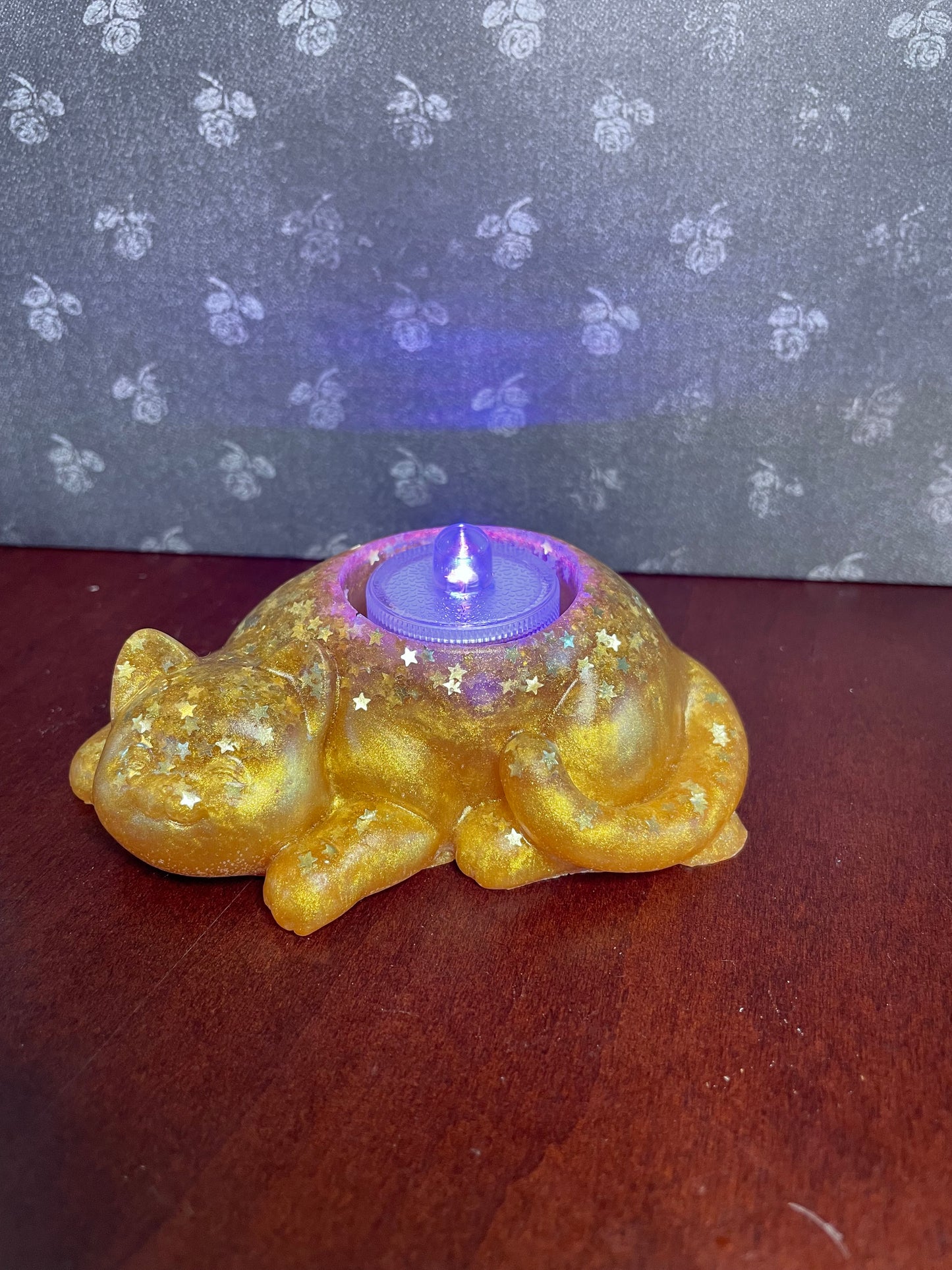 Kitty T-light candle holder