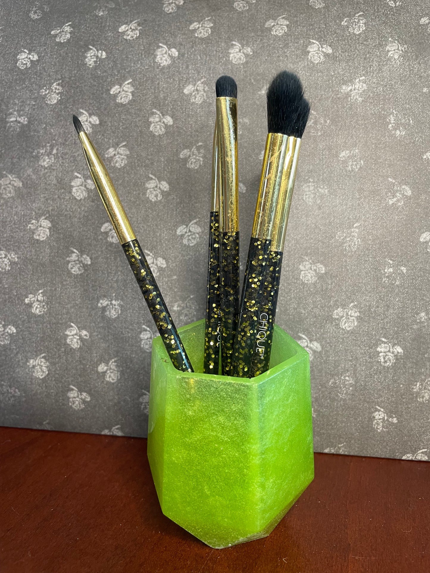 Make-up brush holder