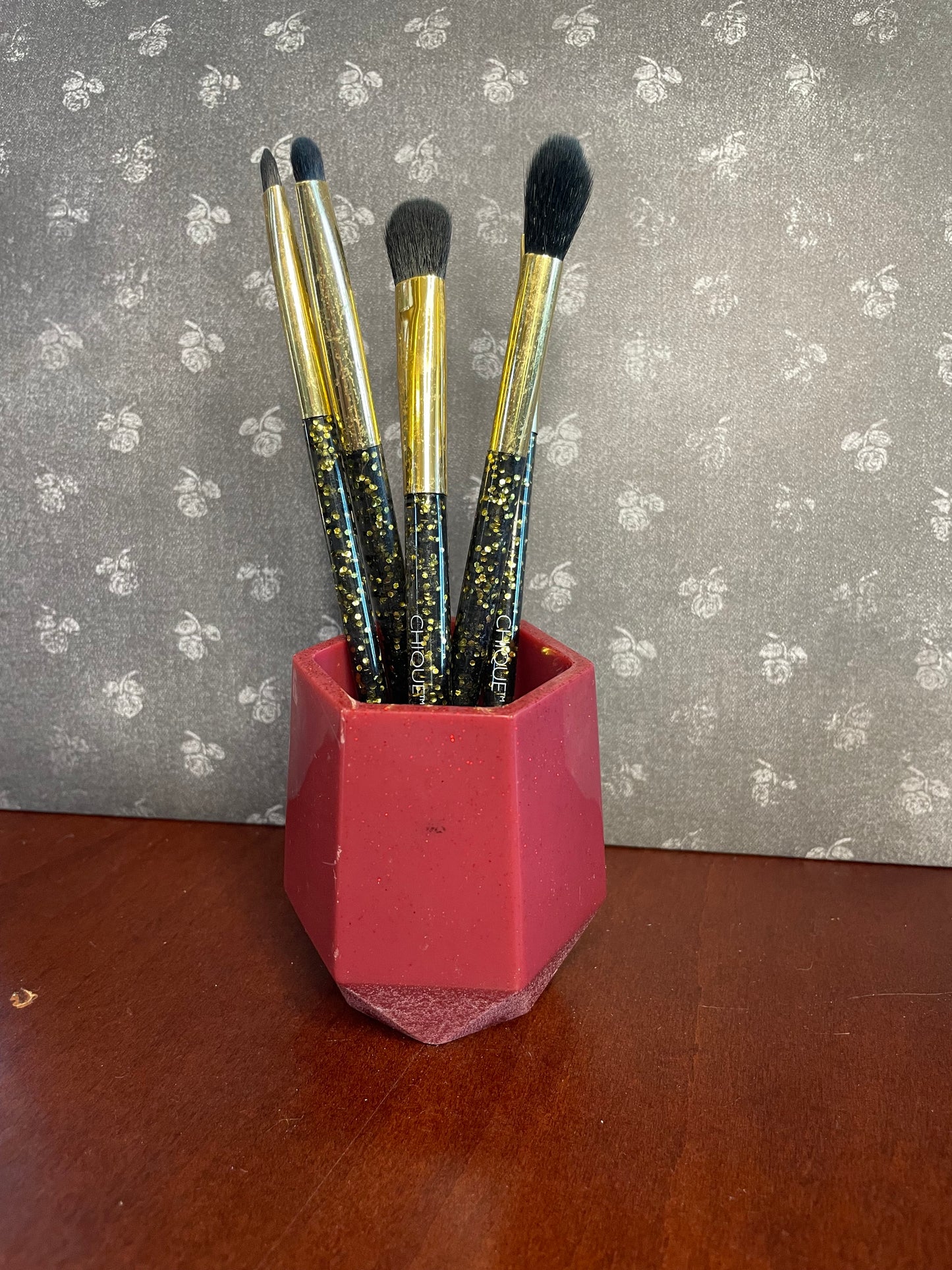 Make-up brush holder
